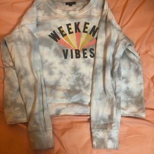 Weekend Vibes Cropped Long Sleeved Tee
